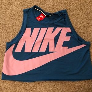 Nike Crop top